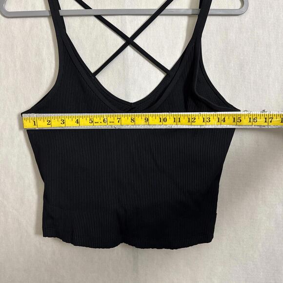 Vuori Black Short Sleeve Top - Picture 8 of 10